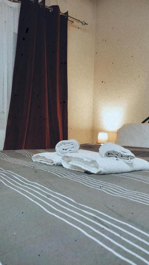Guesthouse Adonis Káto Loutrákion エクステリア 写真